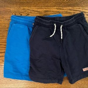 Vineyard Vines boys size 7 blue shorts bundle VGUC